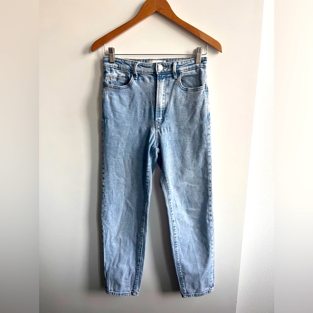 Stradivarius Women’s Mom Slim Fit Jeans✨